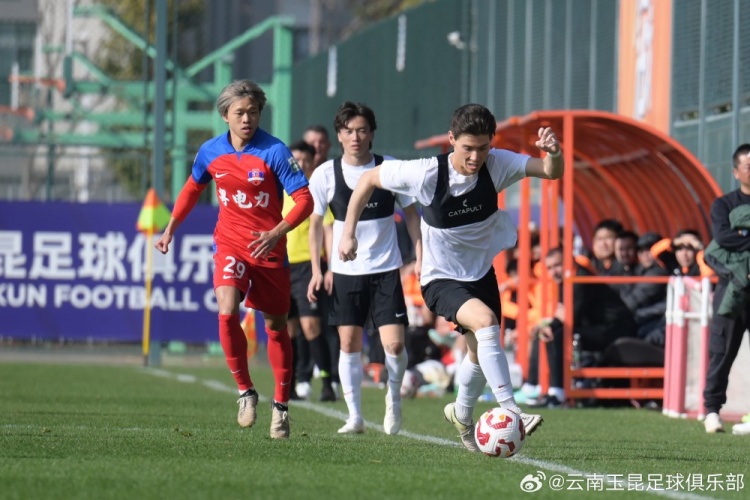  熱身賽：奧斯卡、楊一虎破門(mén)，馬鎮(zhèn)撲點(diǎn)，云南玉昆1-1平梅州客家