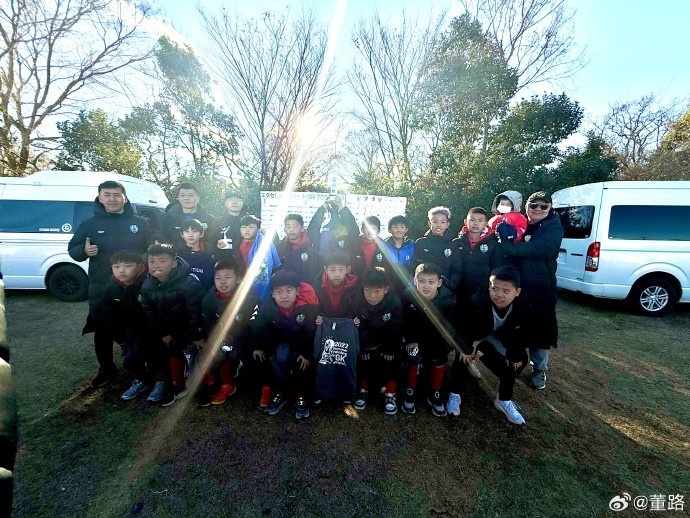  8戰(zhàn)全勝奪日本杯賽冠軍！中國(guó)足球小將發(fā)布感謝信