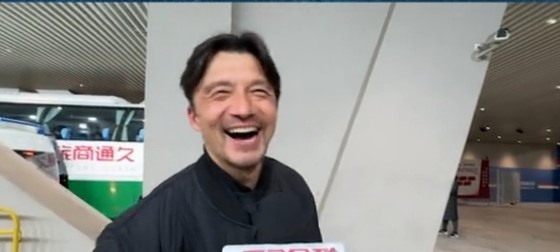  帶孩子和帶球隊哪個更累？謝暉笑言：都累，但帶孩子更累