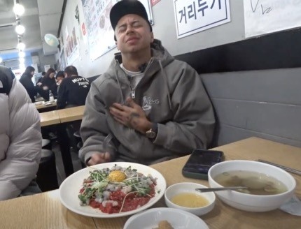  你的林皇，生食之王！林加德在韓國嘗試吃活章魚