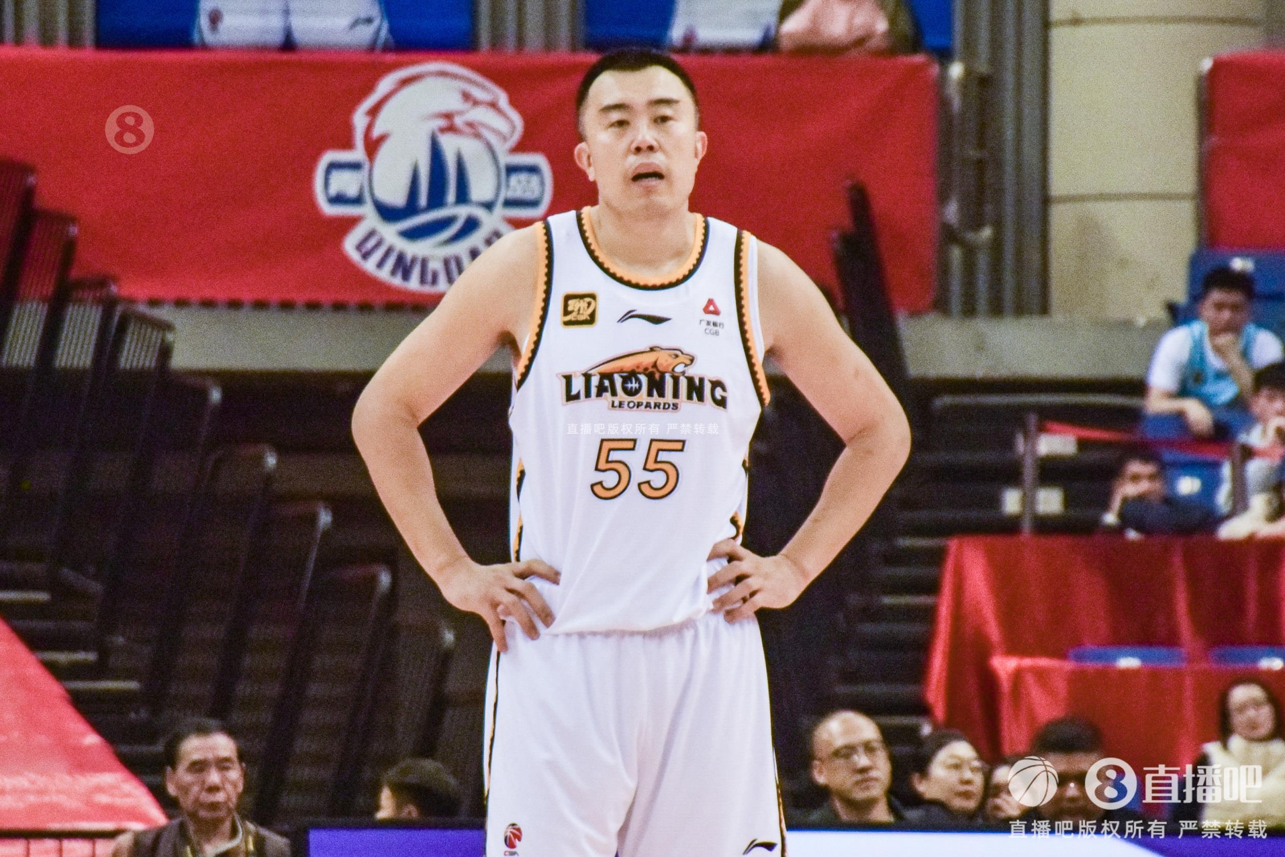  老將盡力了！韓德君5中4高效拿下14分6籃板