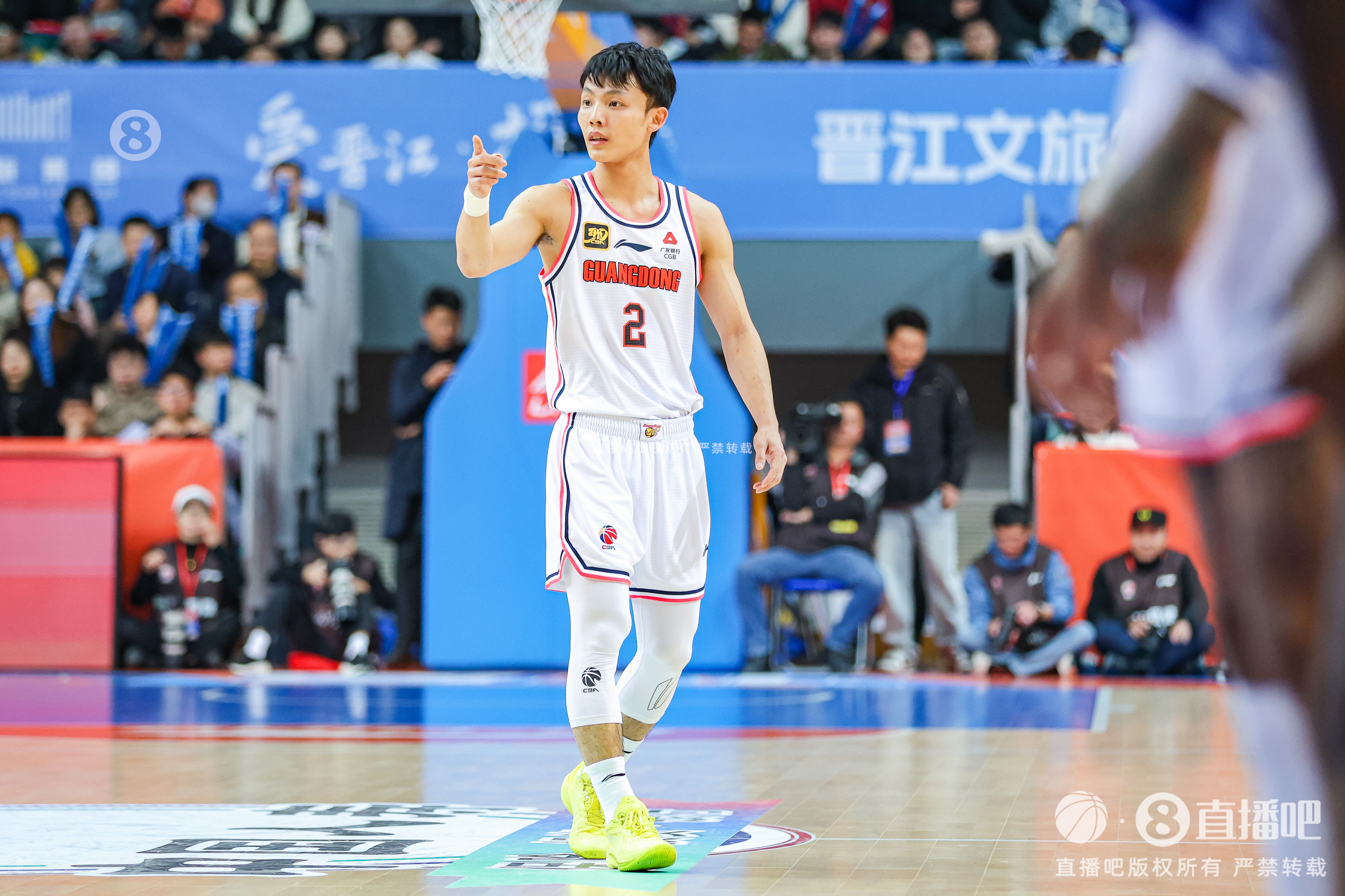  徐杰：身高不是打籃球的唯一標準 努力、勤奮、自律也是天賦